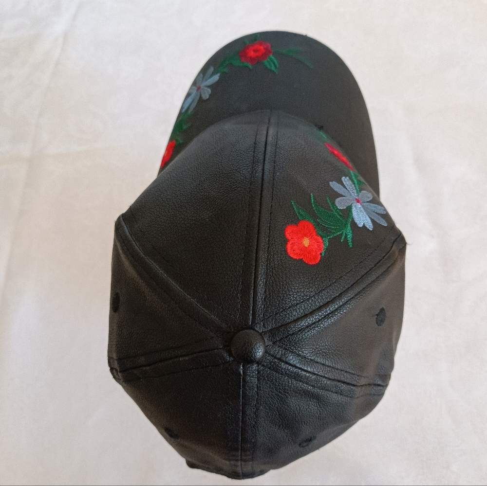 NWOT Vegan Leather Baseball Cap Floral Embroidery Hat OS Black - Picture 11 of 16